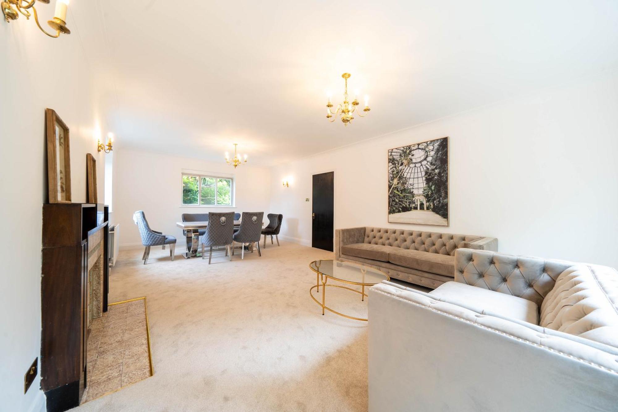 Villa House On The Hill à Harrow on the Hill Extérieur photo